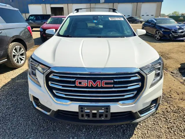 GMC TERRAIN SLT 2024