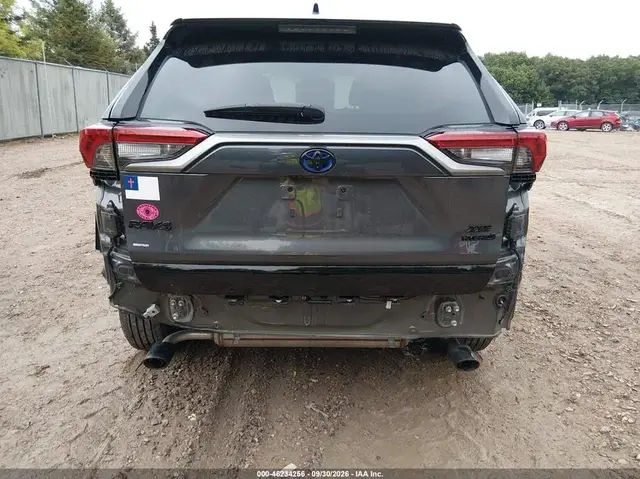 TOYOTA RAV4 HYBRID XSE 2024