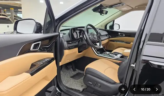 KIA CARNIVAL ТОПОВАЯ ПРЕДМАКСИМАЛЬНАЯ NOBLESSE 2023