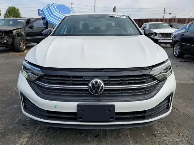 VOLKSWAGEN JETTA SPORT 2024