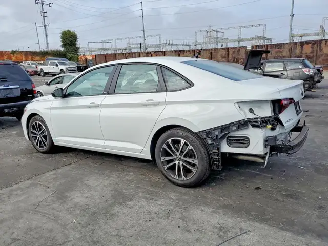 VOLKSWAGEN JETTA SPORT 2024
