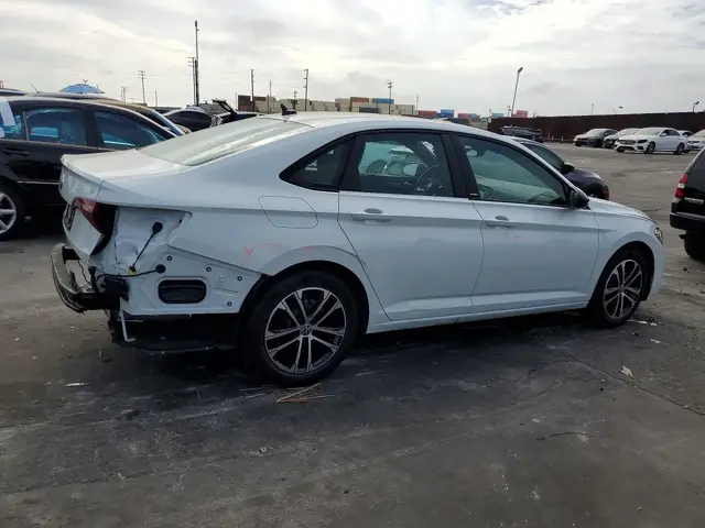 VOLKSWAGEN JETTA SPORT 2024