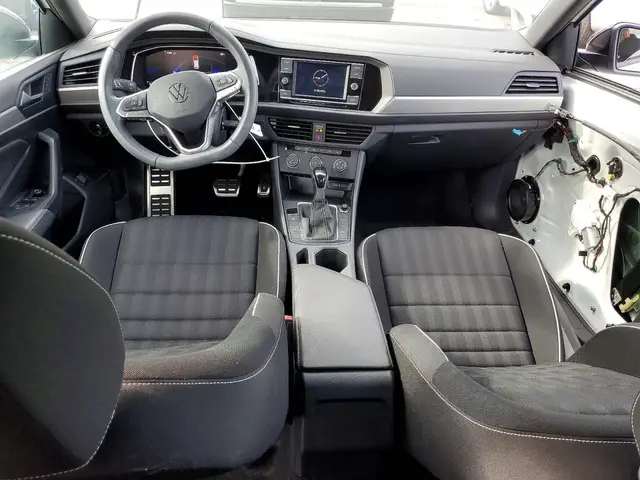 VOLKSWAGEN JETTA SPORT 2024