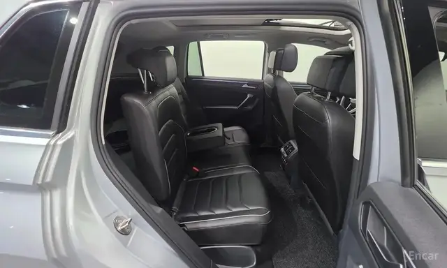 VOLKSWAGEN TIGUAN PRESTIGE ТОПОВОЕ ИСПОЛНЕНИЕ С ПРЕМИАЛЬНЫМ ОСНАЩЕНИЕМ САЛОНА И РАСШИРЕННЫМИ ОПЦИЯМИ БЕЗОПАСНОСТИ 2022