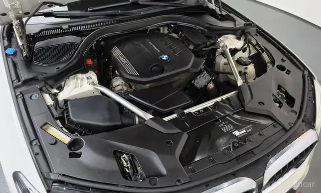 BMW 5 SERIES 2020