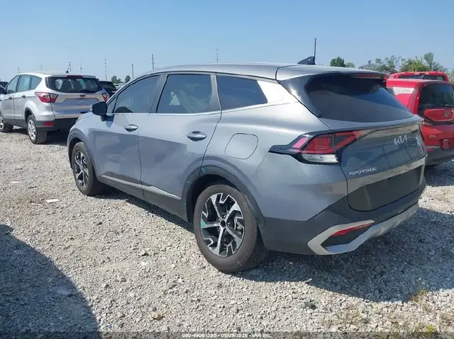 KIA SPORTAGE EX 2023