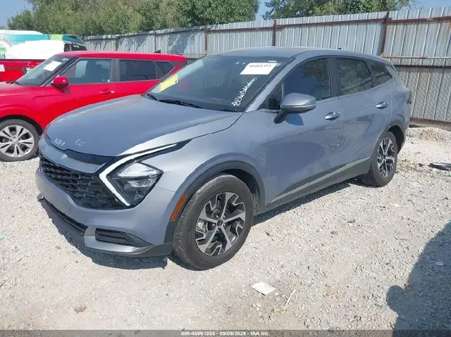 KIA SPORTAGE EX 2023