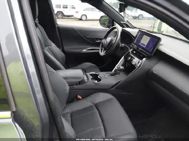 TOYOTA VENZA LIMITED 2023