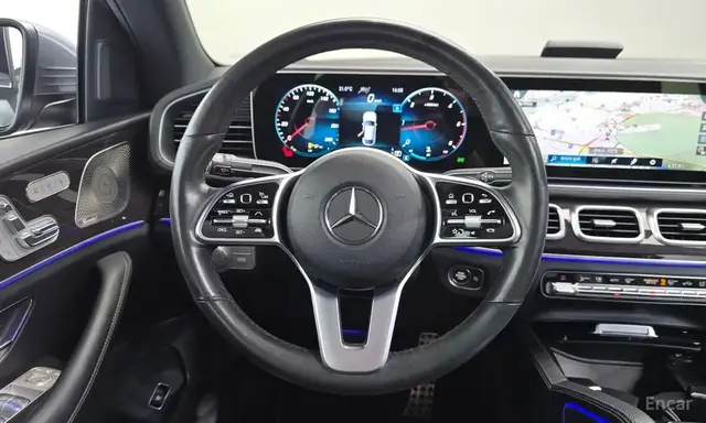 MERCEDES-BENZ GLE AMG-ОБВЕС ПАНОРАМНАЯ КРЫША ВЕНТИЛЯЦИЯ И ПОДОГРЕВ СИДЕНИЙ КОЖАНЫЙ САЛОН АДАПТИВНАЯ ОПТИКА LED ПРЕМИАЛ 2022