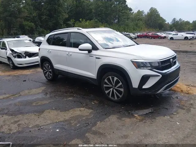 VOLKSWAGEN TAOS SE 2023