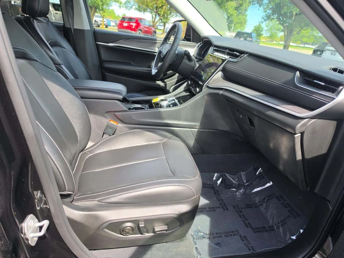 JEEP GRAND CHEROKEE LIMITED 2023