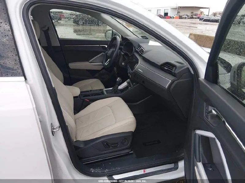 AUDI Q3 PREMIUM 45 TFSI S LINE 2022