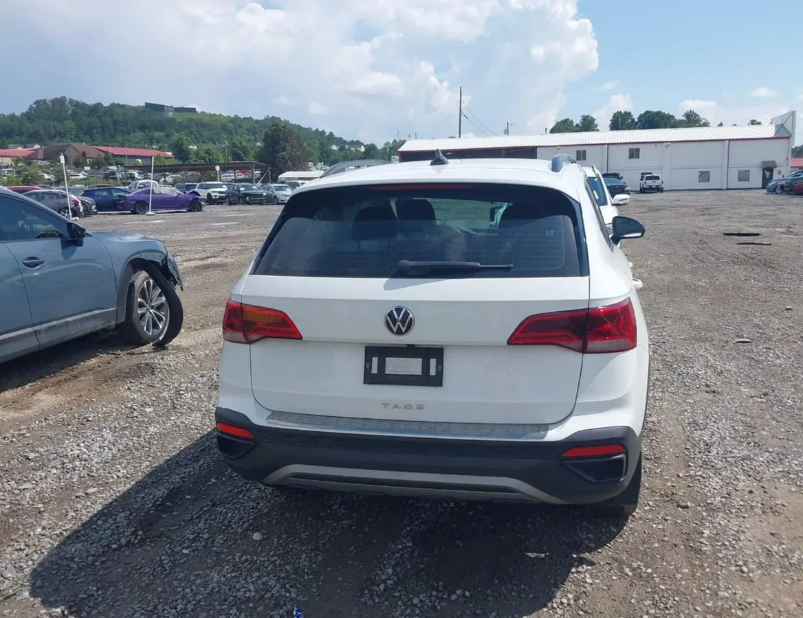 VOLKSWAGEN TAOS 2023