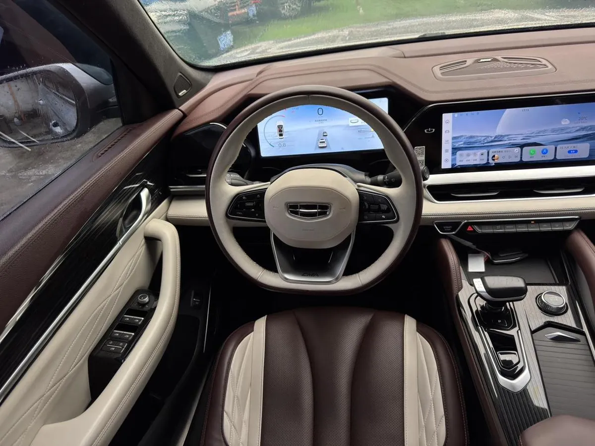 GEELY MONJARO 2022