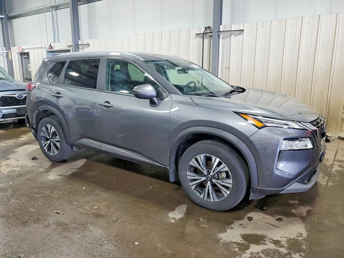 NISSAN ROGUE SV 2023