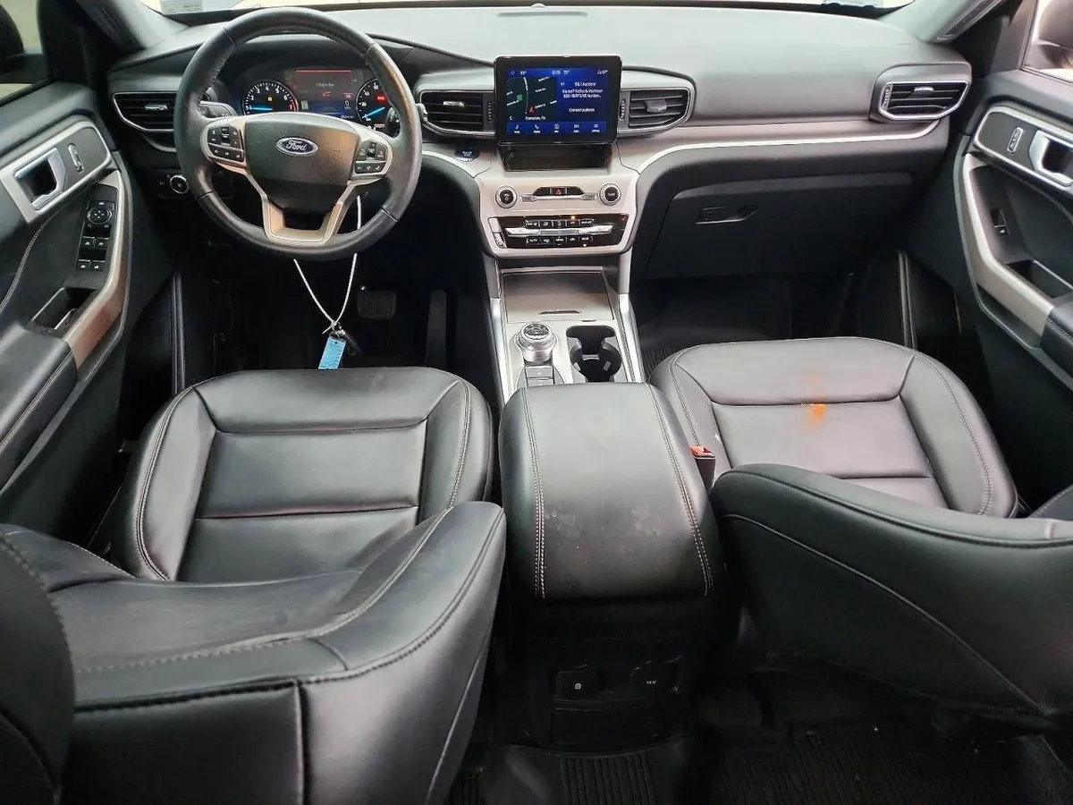 FORD EXPLORER 2023