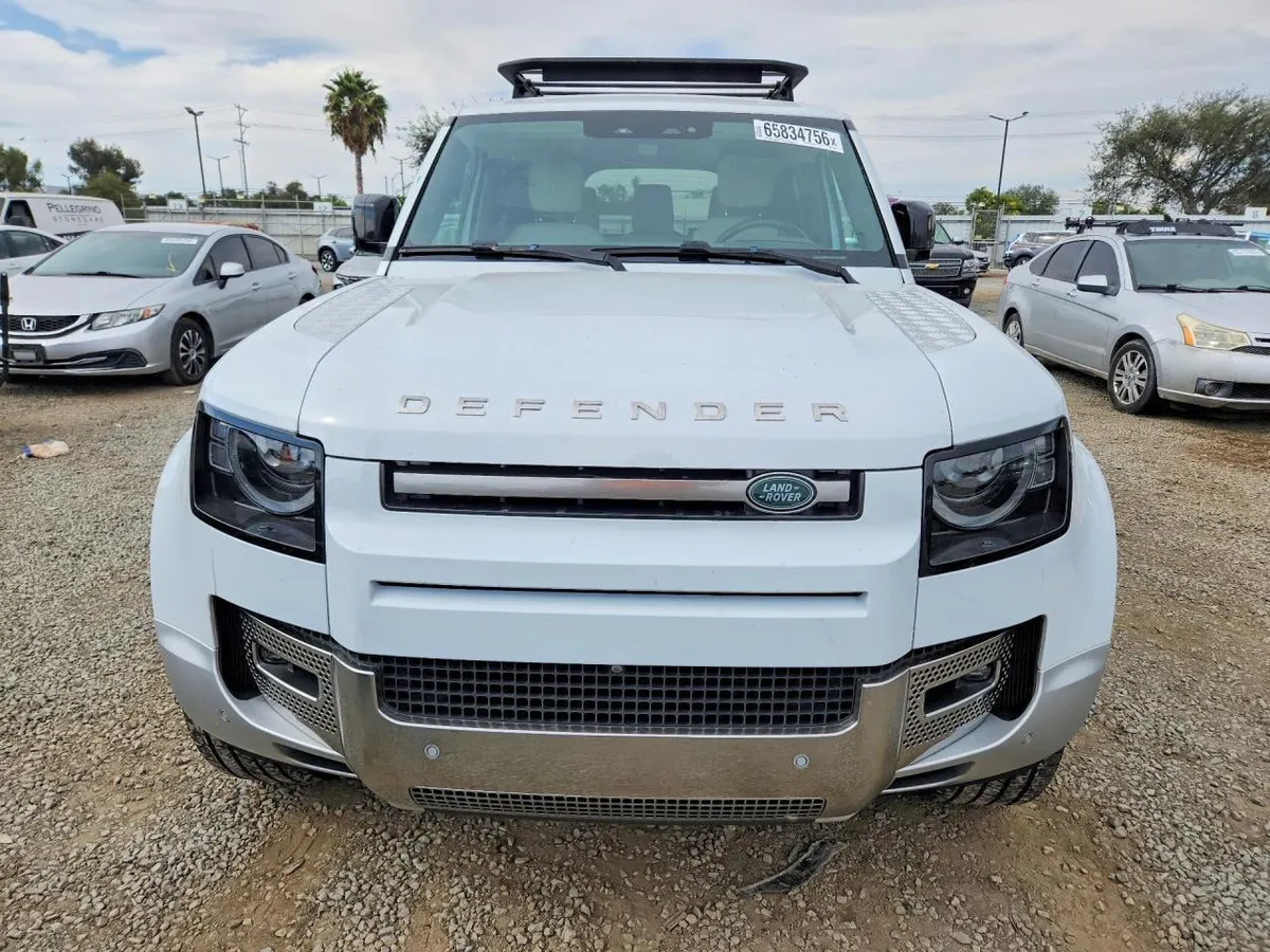 LAND ROVER DEFENDER 110SE 2023