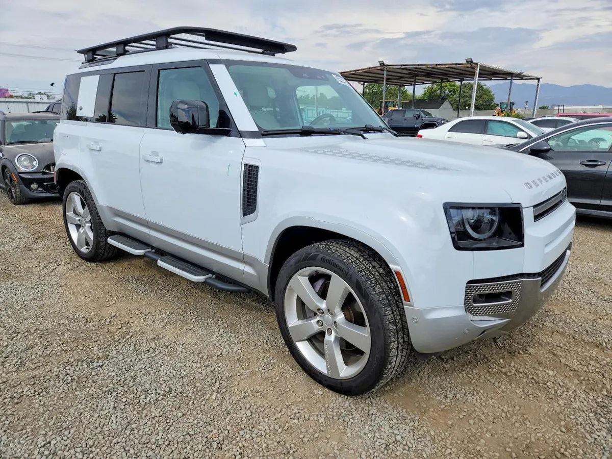 LAND ROVER DEFENDER 110SE 2023