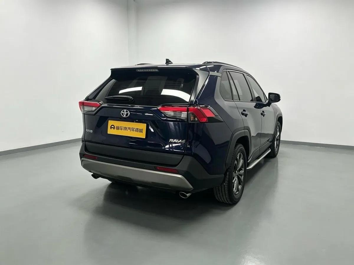 TOYOTA RAV4 2023