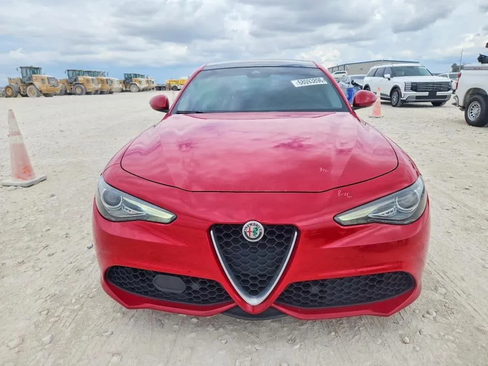 ALFA ROMEO GIULIA TI Q4 2017
