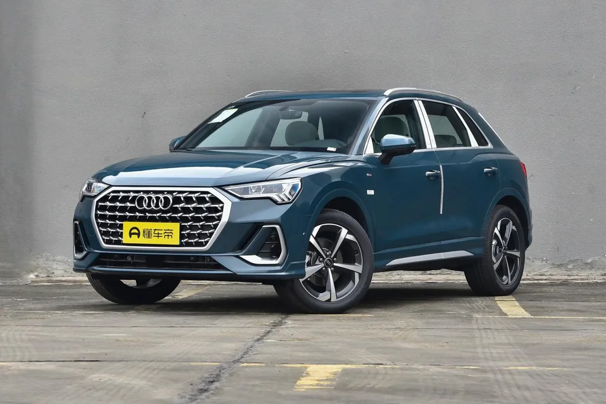 AUDI Q3 2026