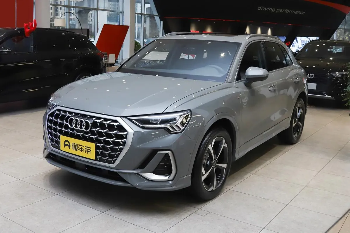 AUDI Q3 2026