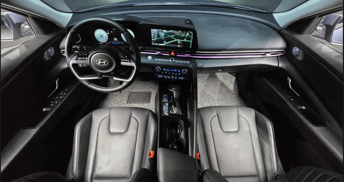 HYUNDAI AVANTE 2023