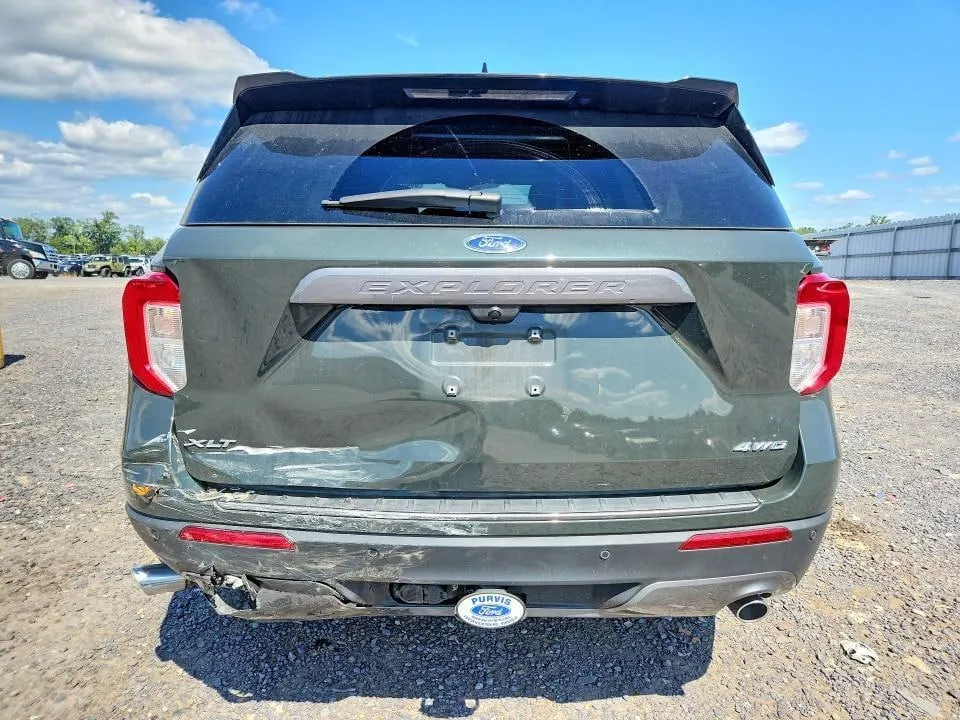FORD EXPLORER XLT 2022