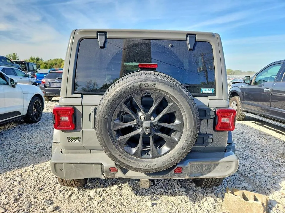 JEEP WRANGLER SAHARA 2022