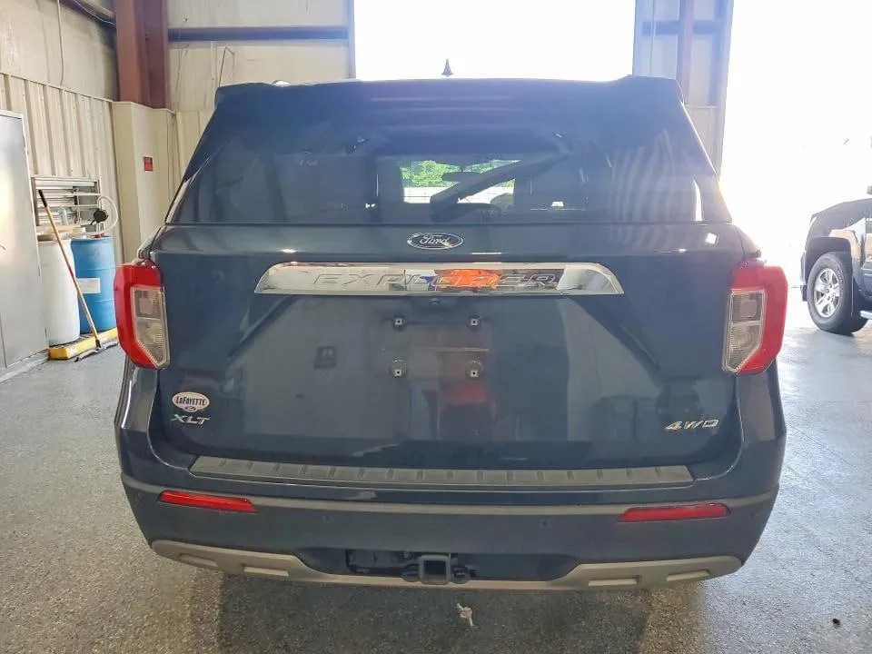 FORD EXPLORER XLT 2023