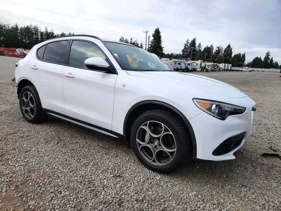 ALFA ROMEO STELVIO TI 2022