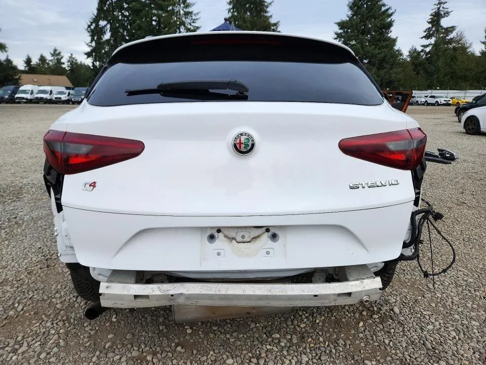 ALFA ROMEO STELVIO TI 2022