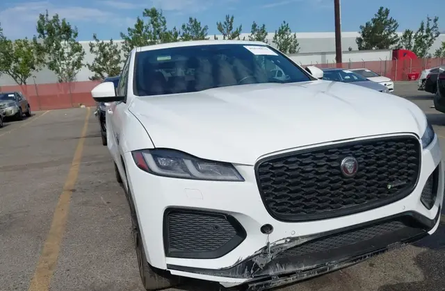 JAGUAR F-PACE R-DYNAMIC S P400 2022