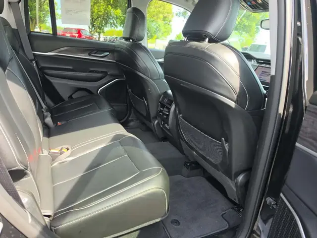 JEEP GRAND CHEROKEE LIMITED 2023