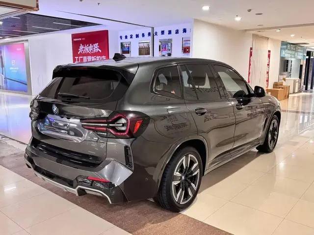 BMW IX3 LEADING EDITION 2022