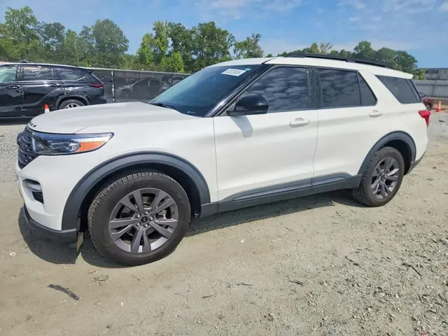 FORD EXPLORER XLT 2022