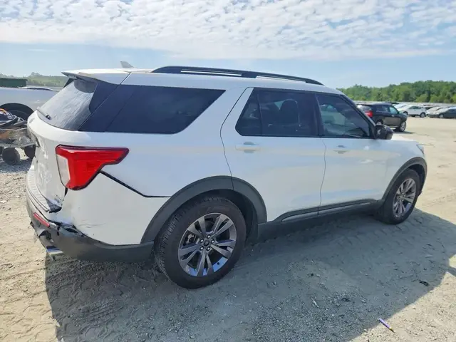 FORD EXPLORER XLT 2022