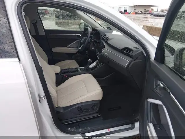 AUDI Q3 PREMIUM 45 TFSI S LINE 2022