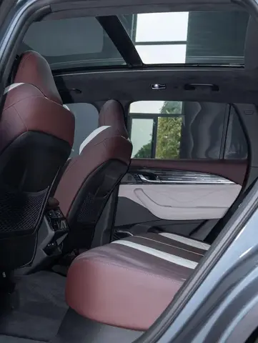 GEELY MONJARO 2021