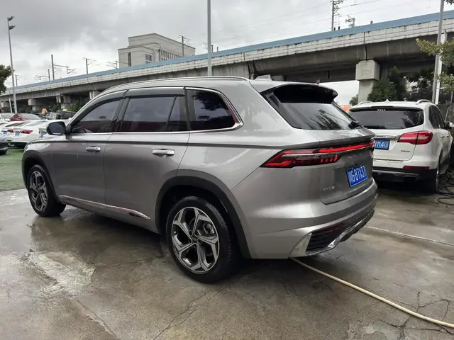GEELY MONJARO 2022