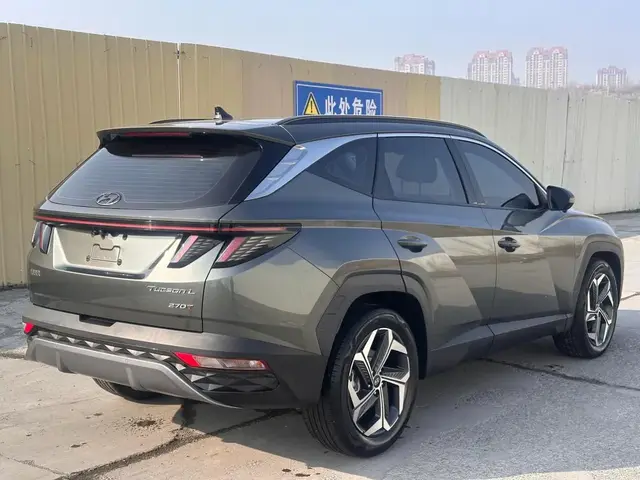 HYUNDAI TUCSON LUX PREMIUM EDITION 2023