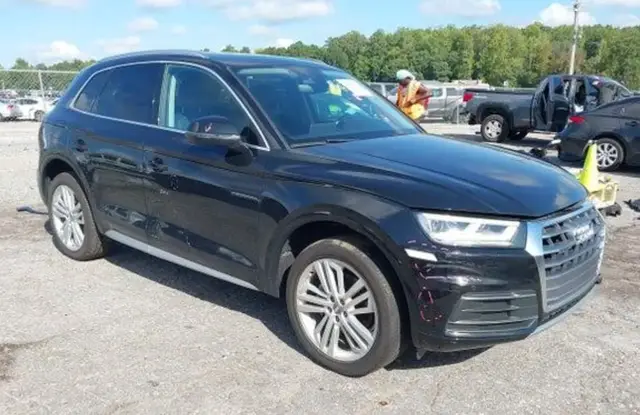 AUDI Q5 PREMIUM PLUS 45 TFSI S TRONIC 2020