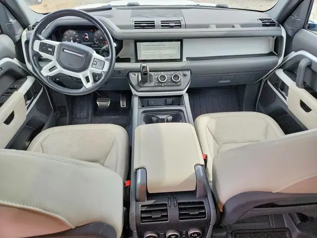 LAND ROVER DEFENDER 110SE 2023
