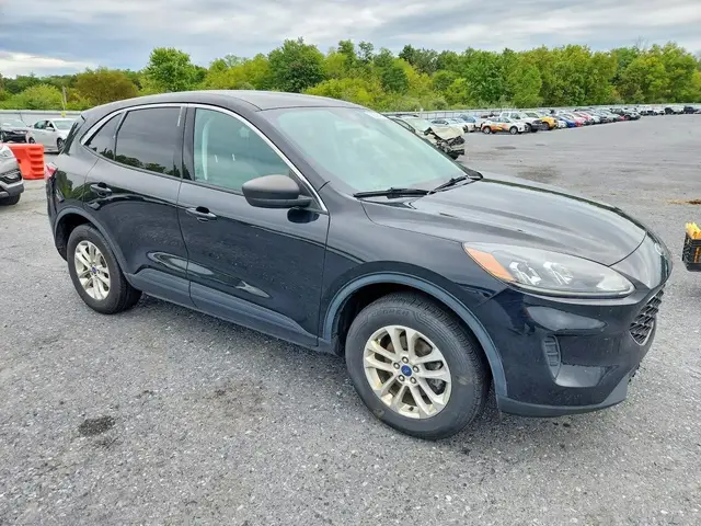 FORD ESCAPE SE 2022