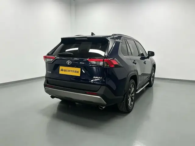 TOYOTA RAV4 2023