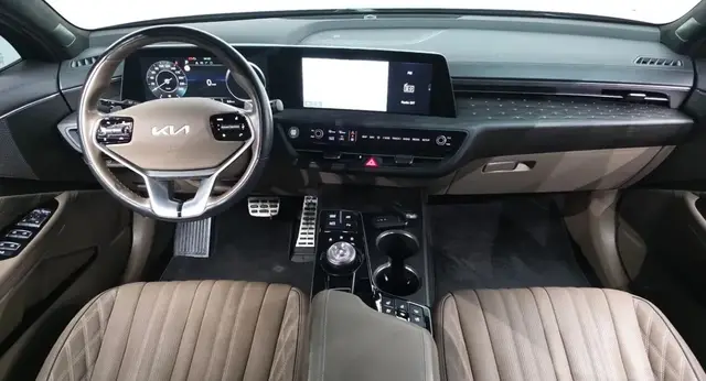 KIA K8 2023