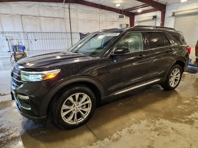 FORD EXPLORER XLT 2023