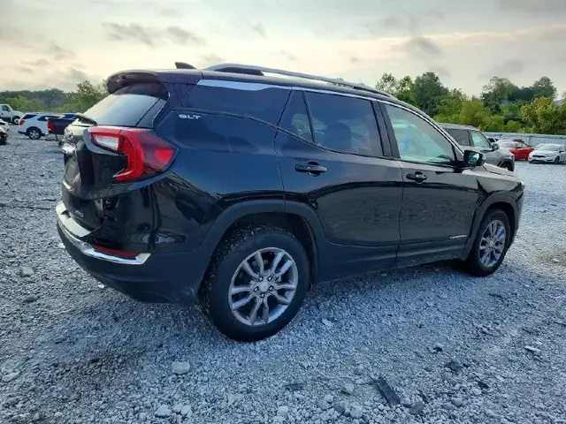 GMC TERRAIN SLT 2023
