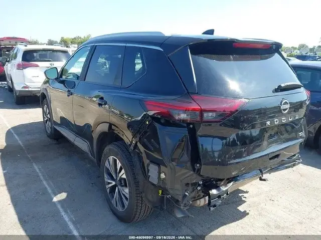 NISSAN ROGUE SV 2022