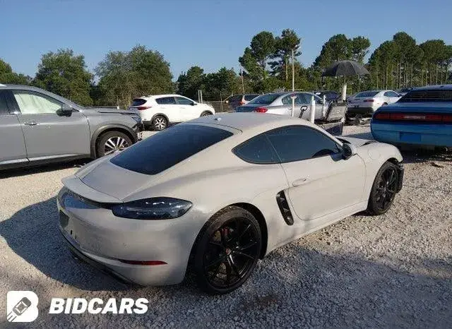 PORSCHE 718 КОТОРЫЙ ВЫДЕЛЯЕТСЯ 2025